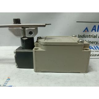 OMRON LIMIT SWITCH WLCA12