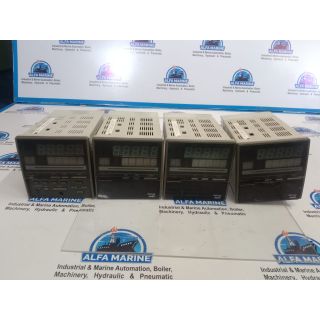 AZBIL SDC40 DIGITAL INDICATING CONTROLLER USED