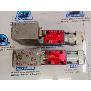 MOOG D633-313B SERVO VALVE