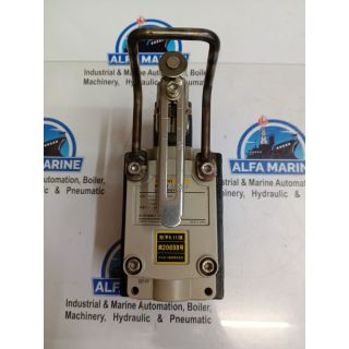OMRON WLF2 CA12-2 LIMIT SWITCH